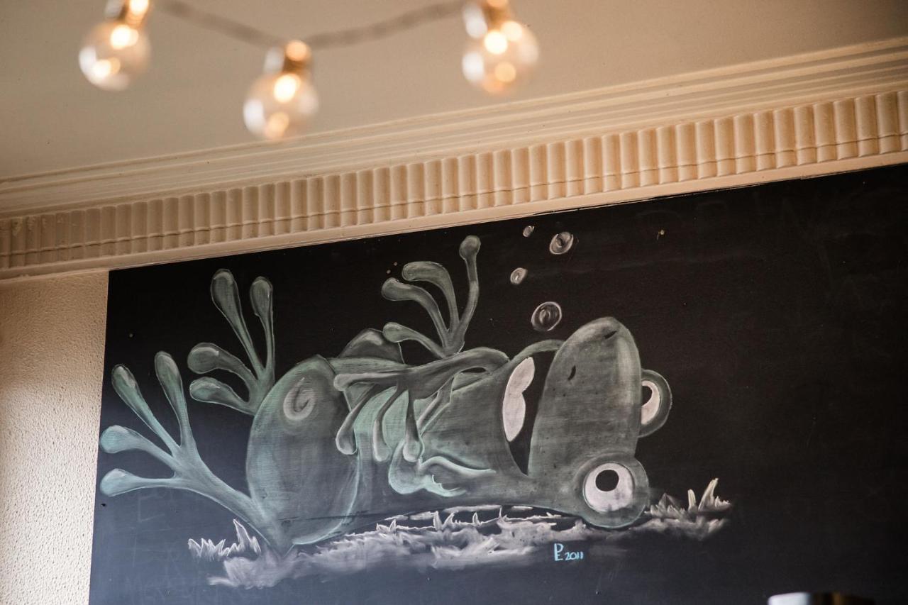 Хостел The Pickled Frog Хобарт Экстерьер фото